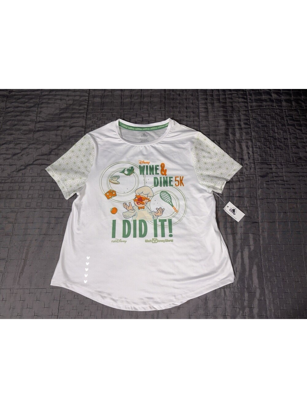 Disney World RunDisney 2024 Wine & Dine 5k Muppets Chef Run Shirt - Women’s Sml